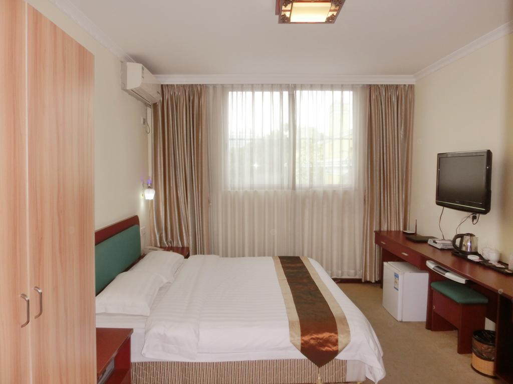 Guangdong Oversea Chinese Hotel Cantão Exterior foto